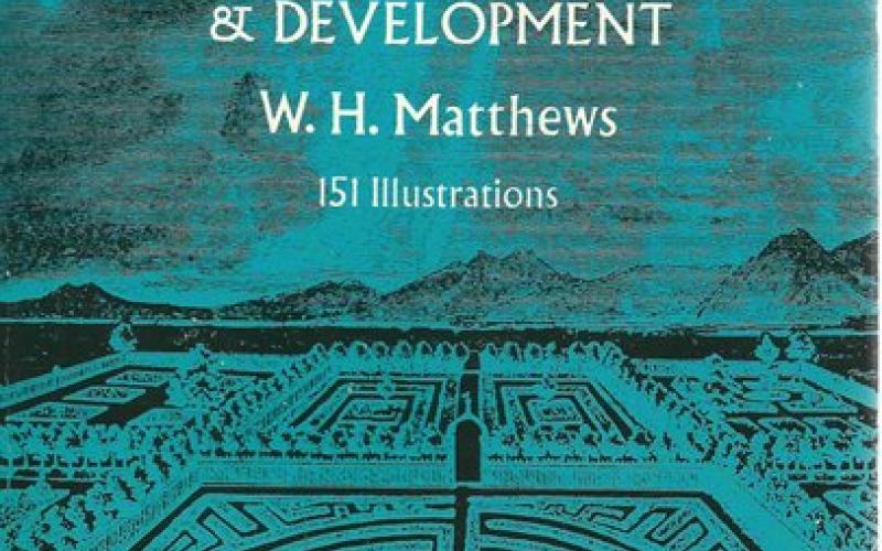 Front Cover of Mazes & Labyrinths by W H Matthews