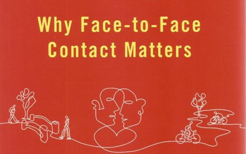 Front cover of The Village Effect by Susan Pinker