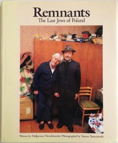 Front Cover of Remnants by Malgorzata Niezabitowska 